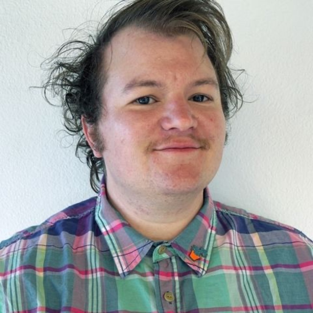 Meet your Posher, Laurence